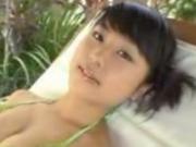 「ビキニギャル、初めてのオイルマッサージ」のキャプチャー画像