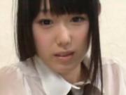 「緊張してカチンコチンのロリ顔の巨乳ちゃんの乳首」のキャプチャー画像