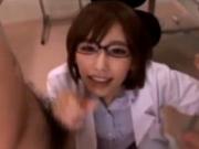 「絵色千佳、保健室の先生が唾でヌルヌルにしてくれる」のキャプチャー画像