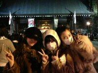 AKB48板野友美、島崎遥香が靖国神社参拝