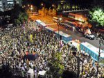 「首相官邸前に１５万人の脱原発デモ隊が集結！大飯原発を再稼働させる民主・自民を滅亡へ追いつめ」のキャプチャー画像
